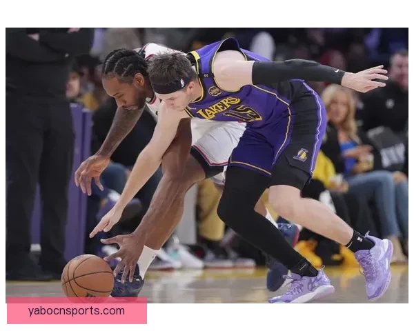 湖人后卫里夫斯左侧腹斜肌二级拉伤预计休战四到六周